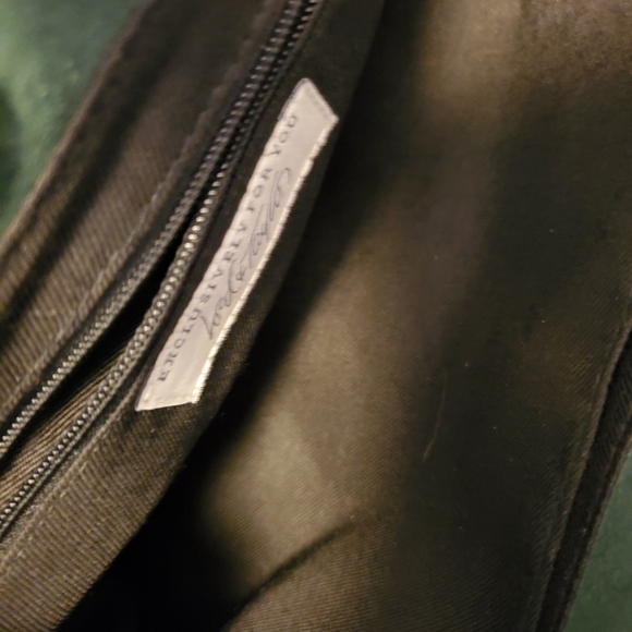 GREEN LEATHER bag By LORD and TAYLOR - Picture 6 of 9